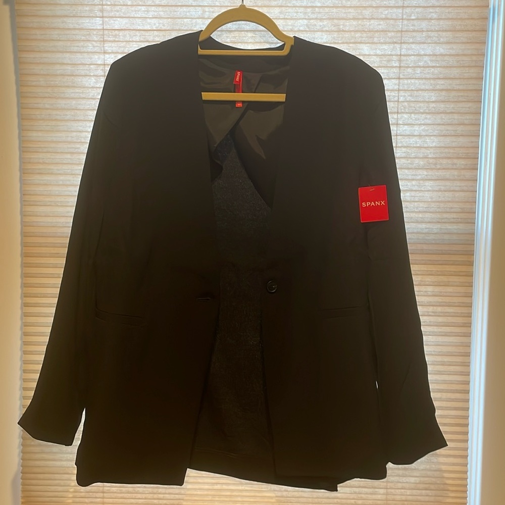 Carefree Crepe Blazer (NWT)